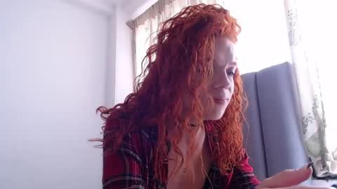sara_johnson__ online show from April 2, 7:34 pm