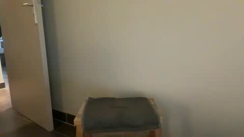 Sara Fossette online show from December 2, 10:18 am