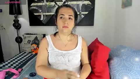  SARAHJEY     online show from February 1, 2:10 am