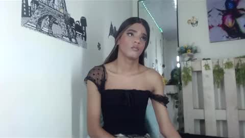 sarasens19 online show from December 13, 2:27 pm