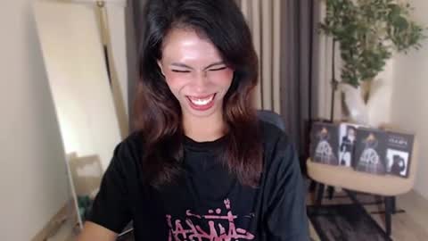 Scarlet online show from July 2, 10:31 am