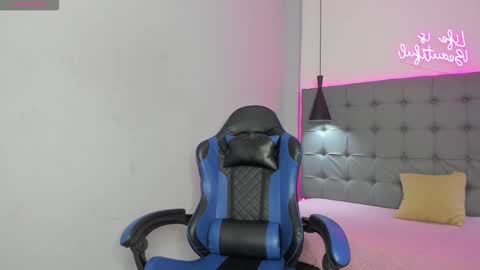 scarlet online show from March 13, 4:40 am