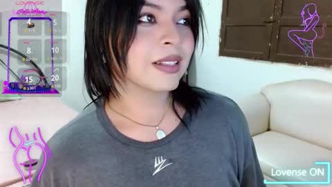 Snapshot of scarlette_mason_1 chatting on October 18, 9:40 pm KARLA online show from October 18, 9:40 pm