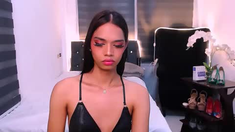 scarlette online show from February 15, 9:27 am