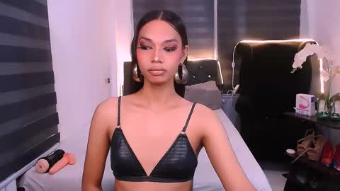 scarlette online show from February 27, 11:20 am