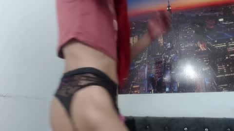 Scarlet White online show from January 24, 1:03 pm