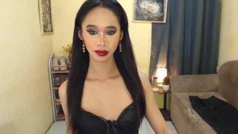 ashly online show from February 24, 7:45 am