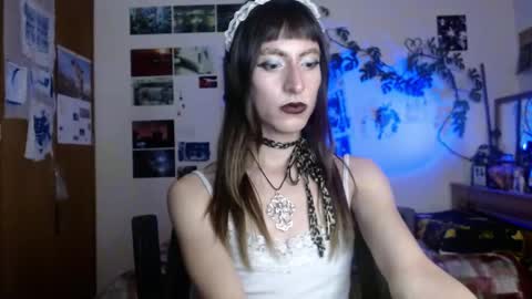 Ellen Miller online show from February 22, 4:18 am