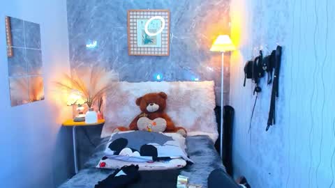 call me MILES   online show from December 18, 2:06 am