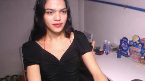 Bella online show from November 1, 7:33 pm