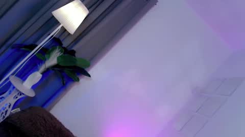 YOUR LOVERGIRL SOFFY online show from November 5, 1:22 pm