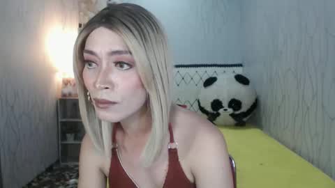 sexy_yllona online show from February 11, 6:55 pm