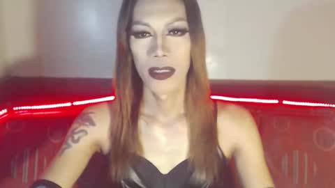 Devine online show from March 1, 5:19 pm