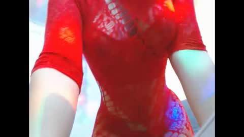 Venus Independent Model online show from October 15, 6:30 pm