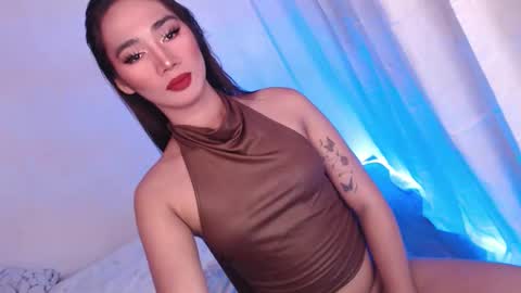 MISS SHANE online show from February 3, 8:08 am