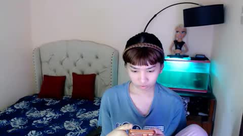 SHANTA FOX  s online show from February 21, 8:06 am