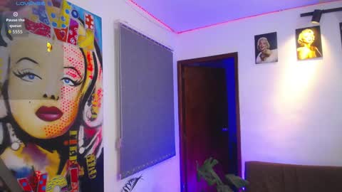 Shellsy H   online show from March 28, 1:29 am