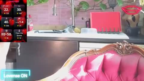 shytrans_uk online show from April 9, 12:00 pm