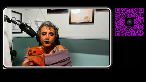 SirMrWombat online show from February 22, 4:59 am