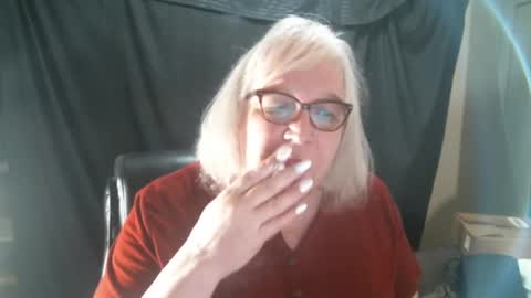 Sissy Diane online show from January 17, 12:31 am