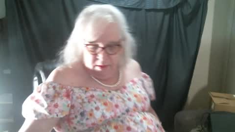 Sissy Diane online show from January 26, 1:47 pm