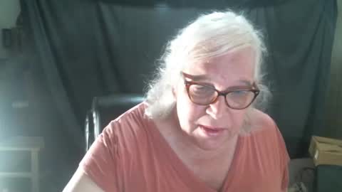 Sissy Diane online show from February 25, 12:36 am