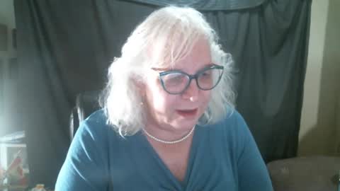 Sissy Diane online show from September 26, 11:35 pm