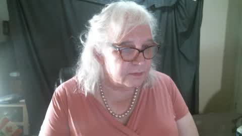 Sissy Diane online show from October 13, 11:27 pm