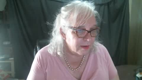 Sissy Diane online show from October 16, 11:37 pm