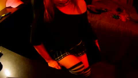 Snapshot of sissyred2314 chatting on September 21, 4:51 am red online show from September 21, 4:51 am