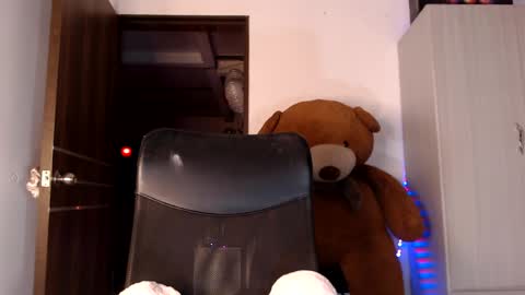 jesica online show from April 1, 3:41 am