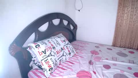 skyla online show from October 20, 3:21 am