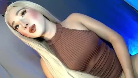 slim_nathalia online show from July 12, 9:50 pm