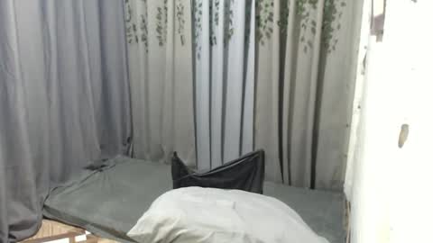 CHIE CHIE online show from December 3, 11:18 pm