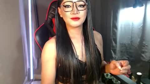 Amanda online show from December 22, 7:40 pm