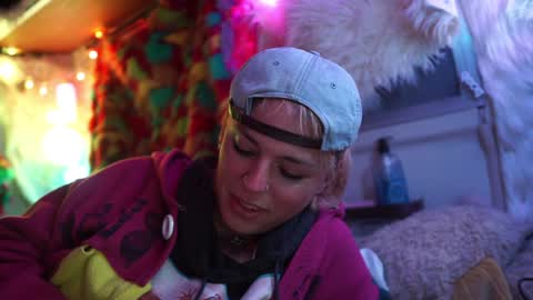 derpy derpington online show from January 28, 6:05 am