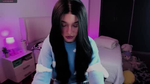    online show from November 18, 8:36 am