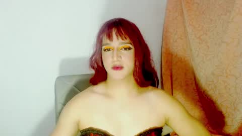 sophiehillsxo online show from January 7, 3:05 am