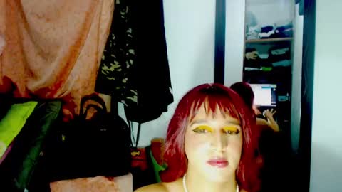 sophiehillsxo online show from February 22, 3:56 am