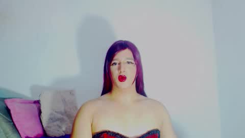 sophiehillsxo online show from February 20, 6:26 am