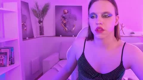 Madison GMT2 4AM-10AM Mon Tue Wed  Sat Sun online show from February 25, 6:51 am