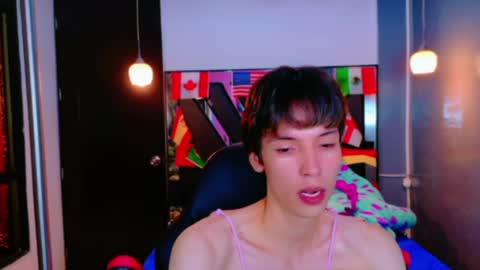 stefany piink online show from July 2, 11:59 am