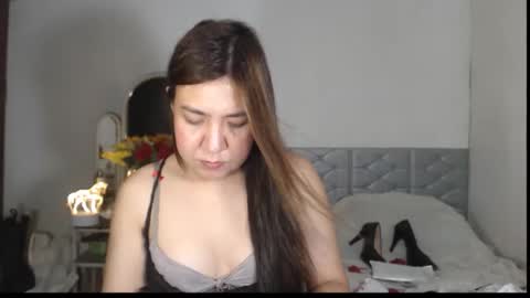 Stella online show from November 2, 6:50 pm