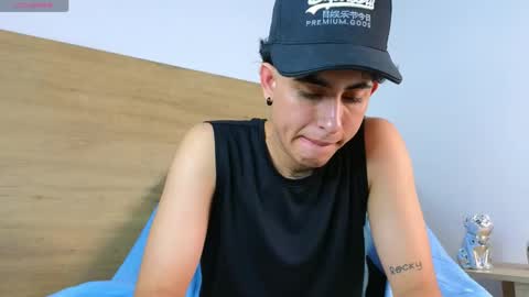 stivenbenet1 online show from September 14, 9:52 pm