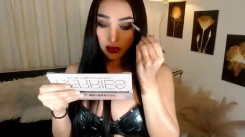 ISABEL online show from December 16, 3:55 am