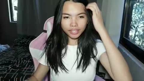 sugar_holly96 online show from April 20, 5:31 am