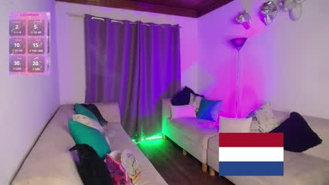 sweet01_ online show from March 7, 9:32 am