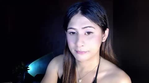 sweet_paprikaxx online show from April 23, 1:46 pm