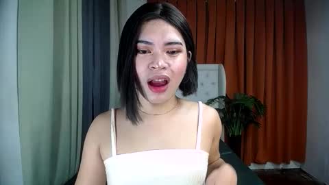 sweet_trexie online show from April 9, 7:31 pm