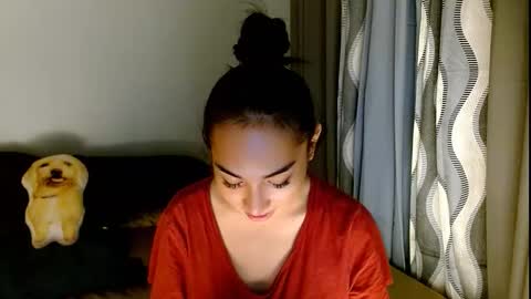 Lilly online show from March 26, 8:18 am